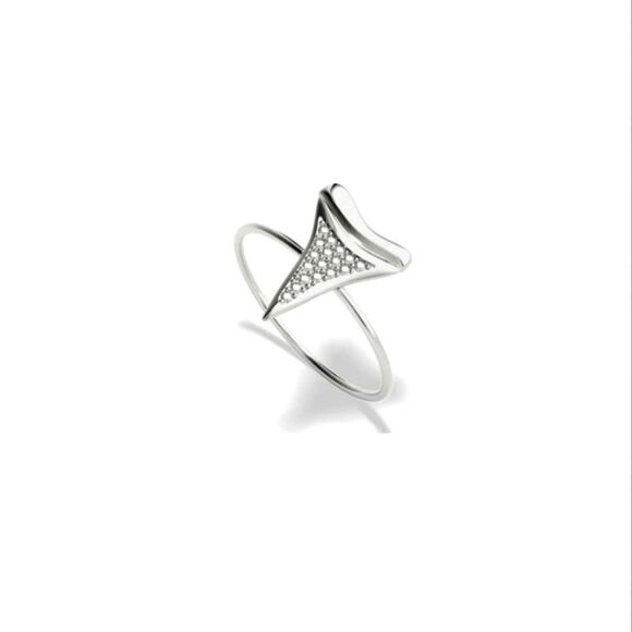 Shark Tooth Ring - Picture 2 of 4